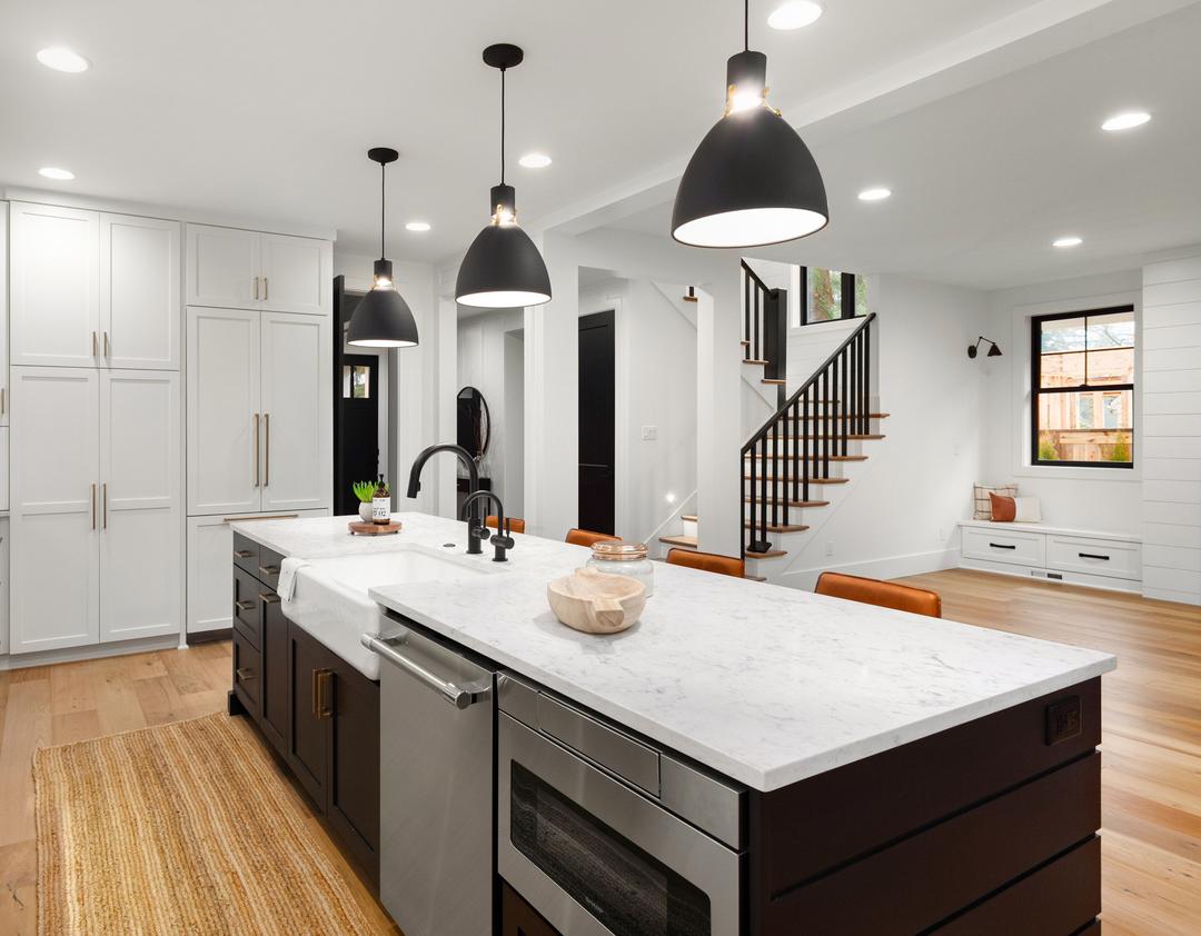 Kücheninsel mit Marmor Arbeitsplatte